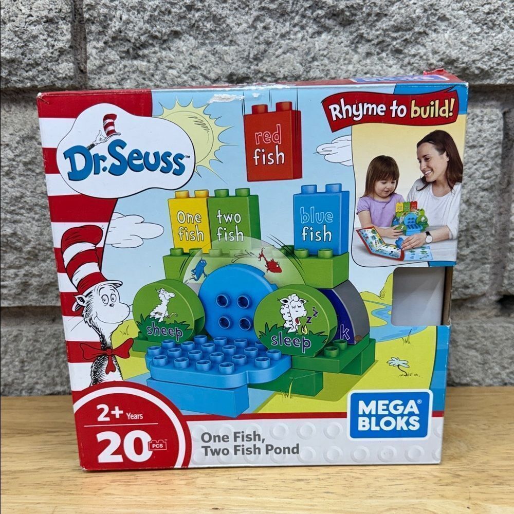 Dr. Seuss Mega Bloks One Fish Two Fish Set